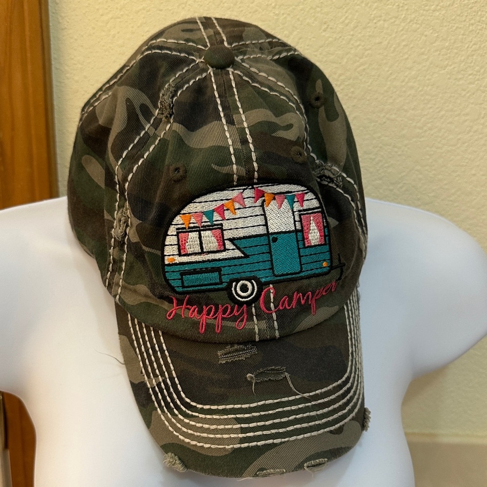 KBETHOS Camouflage Happy Camper Hat